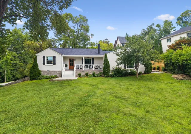 Photo 1 of Single family home for sale at 310 S Wilson Blvd, Nashville, TN 37205 | MLS# 3301846 | Listing updated on 2026-09-17