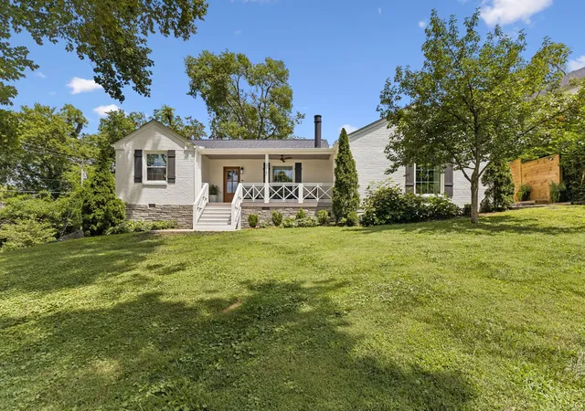 Photo 2 of Single family home for sale at 310 S Wilson Blvd, Nashville, TN 37205 | MLS# 3301846 | Listing updated on 2026-09-17