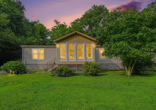 Photo 1 of Manufactured home for sale at 2776 Williamsport Pike, Columbia, TN 38401 | MLS# 3272383 | Listing updated on 2026-09-03
