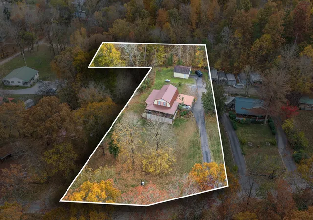 Photo 2 of Single family home for sale at 85 Lakeview Ln, Stewart, TN 37175 | MLS# 3272378 | Listing updated on 2026-10-21