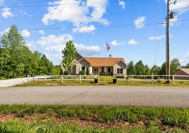 Homes for sale in Waverly, TN | 2440 Richland Harbor Rd, Waverly, TN 37185 | MLS# 3272376