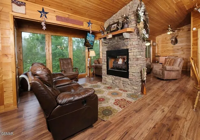 4th image of 623 Iron Mountain Road, Pigeon Forge, TN 37863 | MLS# 3298243