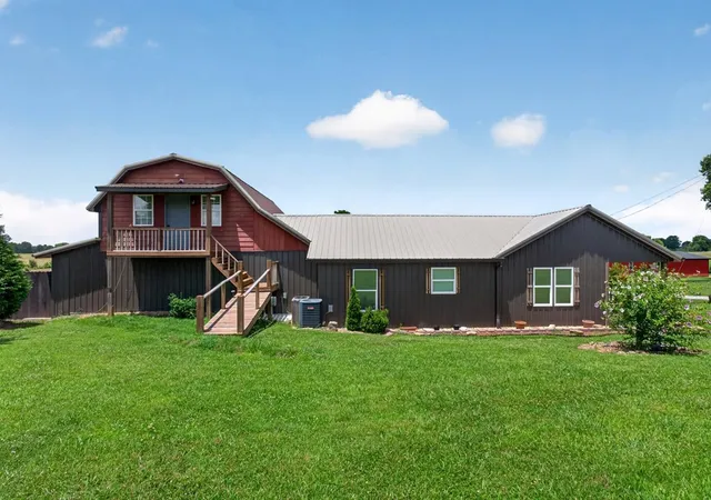 1st image of 14706 Old Kentucky Rd, Walling, TN 38587 | MLS# 3272426