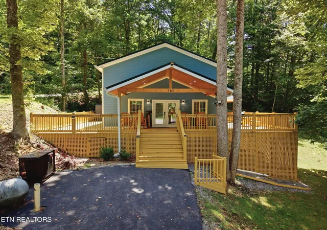 Photo 2 of Single family home for sale at 760 Boone Acres Ln, Pigeon Forge, TN 37863 | MLS# 3302083 | Listing updated on 2026-09-27