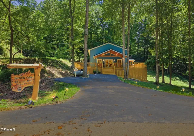 3rd image of 760 Boone Acres Lane, Pigeon Forge, TN 37863 | MLS# 3302082