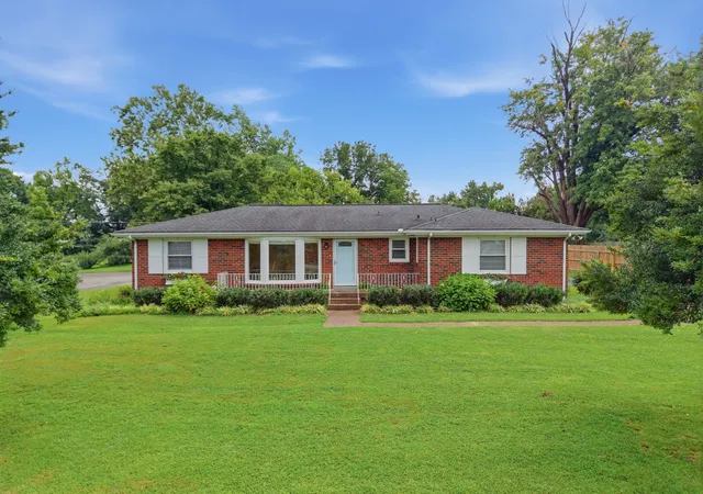 Photo 1 of Single family home for sale at 925 Havenhill Dr, Nashville, TN 37217 | MLS# 3512598 | Listing updated on 2026-09-23
