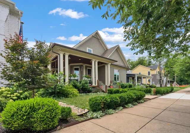 3rd image of 1009 Monroe St, Nashville, TN 37208 | MLS# 3281053