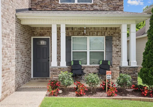 Photo 2 of Single family home for sale at 1028 Solomon Ln, Spring Hill, TN 37174 | MLS# 3335878 | Listing updated on 2026-10-08