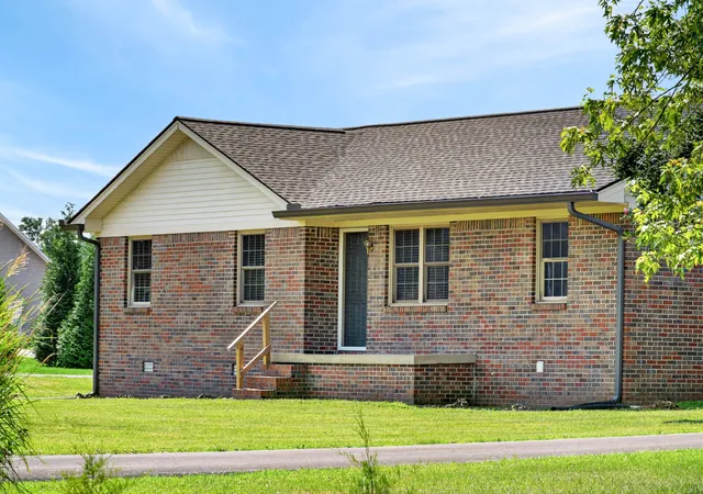 1st image of 117 Kay Cir, Lafayette, TN 37083 | MLS# 3278626
