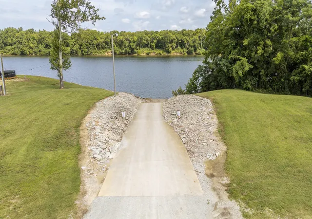 21st image of 0 Col James Hardin Rd, Clifton, TN 38425 | MLS# 3276711