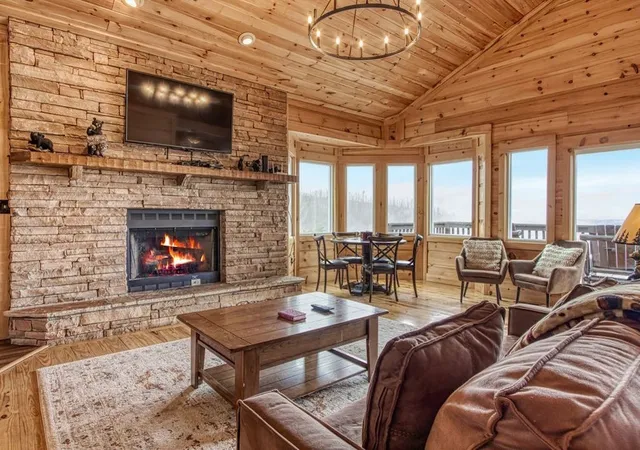 3rd image of 943 Crooked Ridge Rd, Gatlinburg, TN 37738 | MLS# 3276614