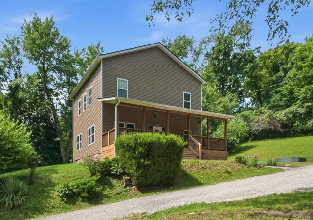 3rd image of 418 Mount Pleasant Rd, Kingston Springs, TN 37082 | MLS# 3276700
