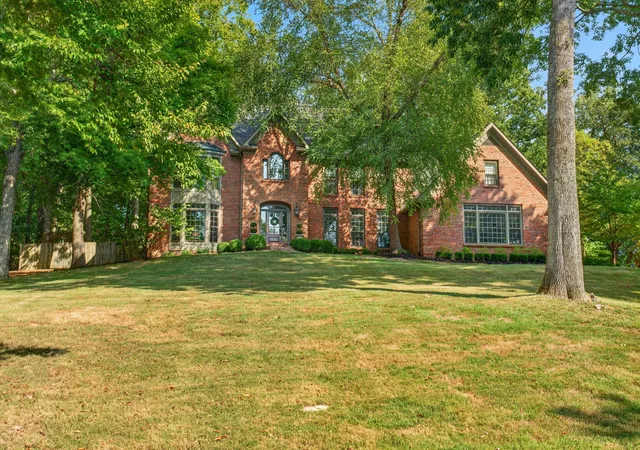 Photo 3 of Single family home for sale at 837 River Run, Clarksville, TN 37043 | MLS# 3597608 | Listing updated on 2026-09-22