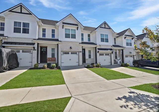 Photo 3 of Townhouse for sale at 1311 Halter Park Dr, Gallatin, TN 37066 | MLS# 3295026 | Listing updated on 2026-08-20