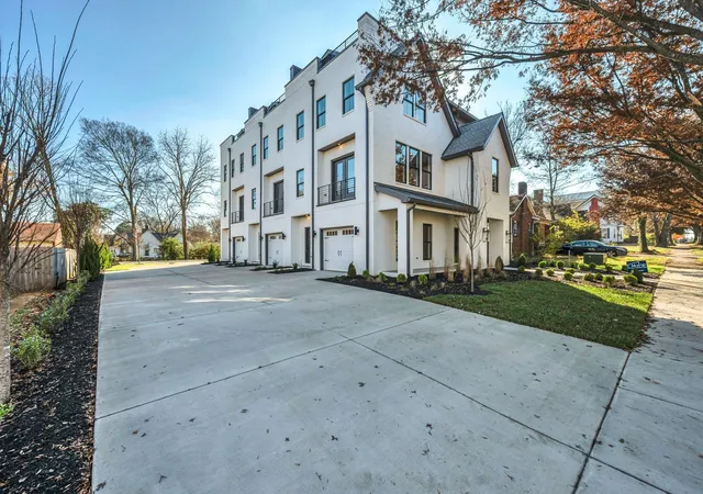 Photo 3 of Townhouse for sale at 520 N Maple St #2, Murfreesboro, TN 37130 | MLS# 3276646 | Listing updated on 2026-08-30
