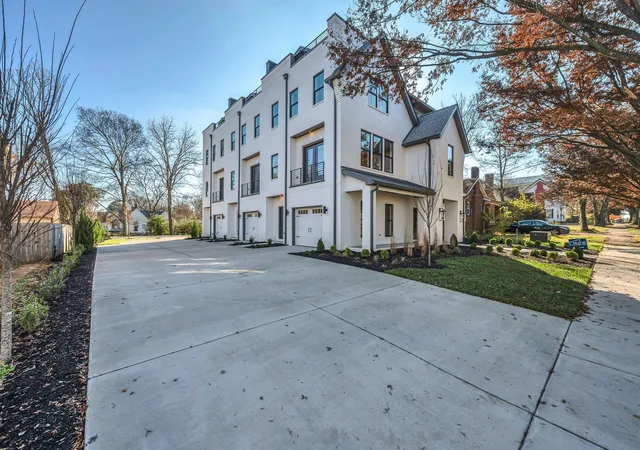 Photo 1 of Townhouse for sale at 520 N Maple St #3, Murfreesboro, TN 37130 | MLS# 3276648 | Listing updated on 2026-09-25