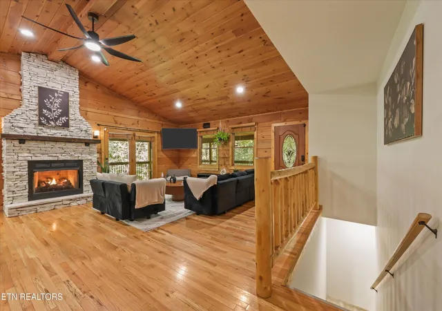 3rd image of 288 Panther Creek Rd, Sevierville, TN 37876 | MLS# 3302175