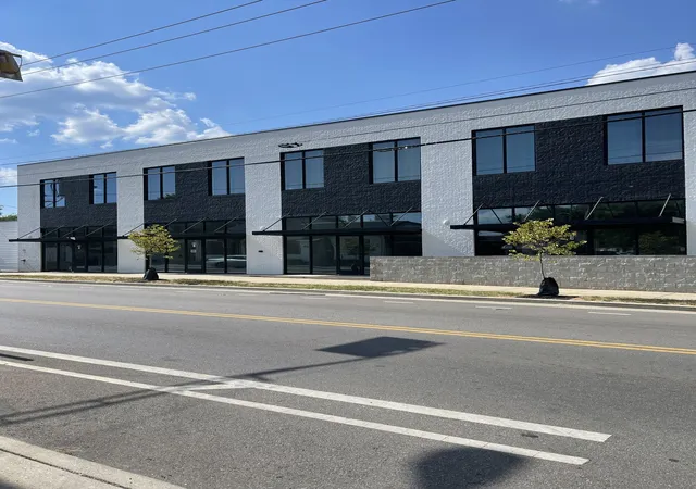 2nd image of 916 Buchanan St, Nashville, TN 37208