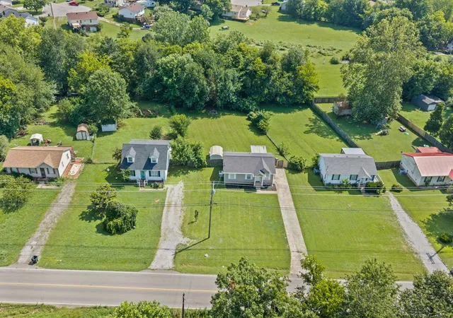 2nd image of 250 Hugh Hunter Rd, Oak Grove, KY 42262 | MLS# 3302245