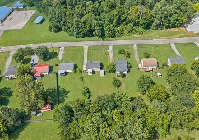 34th image of 250 Hugh Hunter Rd, Oak Grove, KY 42262 | MLS# 3302245