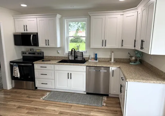 Photo 3 of Single family home for sale at 203 Donnell St, Mc Minnville, TN 37110 | MLS# 3277699 | Listing updated on 2026-07-20