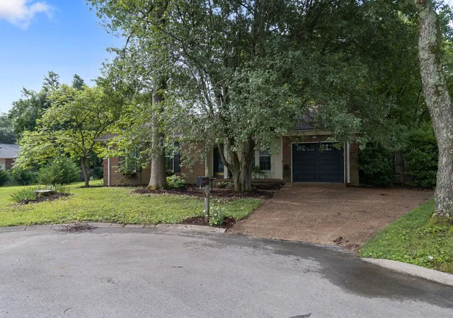 51st image of 1702 Twin Oaks Ct, Franklin, TN 37064 | MLS# 3281374
