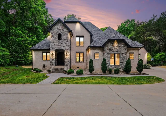 1st image of 1850 Puryears Bend Rd, Hartsville, TN 37074 | MLS# 3282523