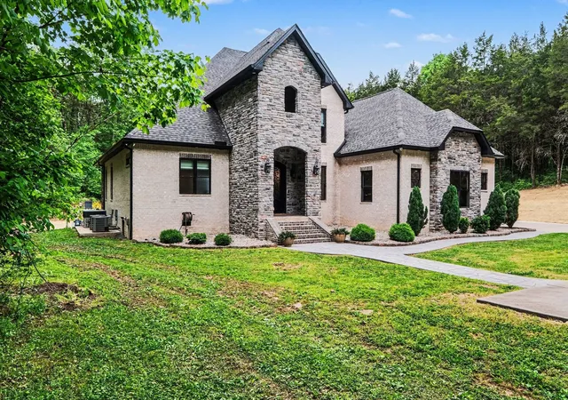 3rd image of 1850 Puryears Bend Rd, Hartsville, TN 37074 | MLS# 3282523