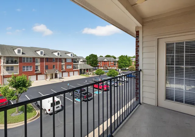 3rd image of 3201 Aspen Grove Dr #H10, Franklin, TN 37067 | MLS# 3304657