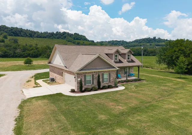 5th image of 732 Shelbyville Hwy, Fayetteville, TN 37334 | MLS# 3297989
