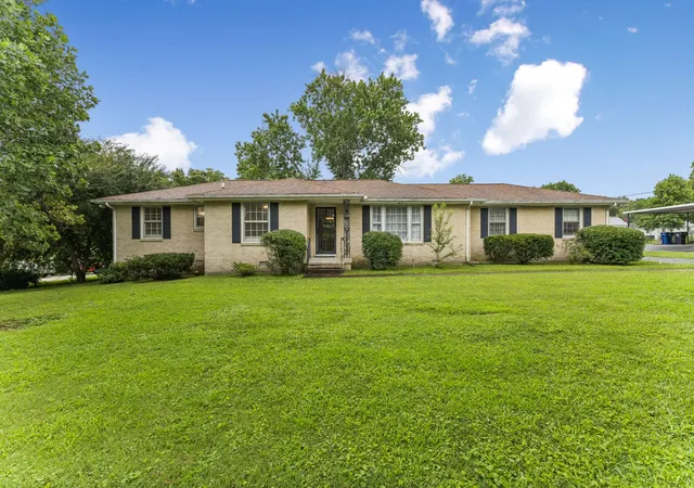 1st image of 3005 Sheddan Dr, Columbia, TN 38401 | MLS# 3287576