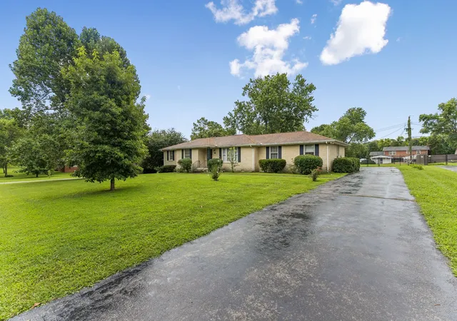 3rd image of 3005 Sheddan Dr, Columbia, TN 38401 | MLS# 3287576