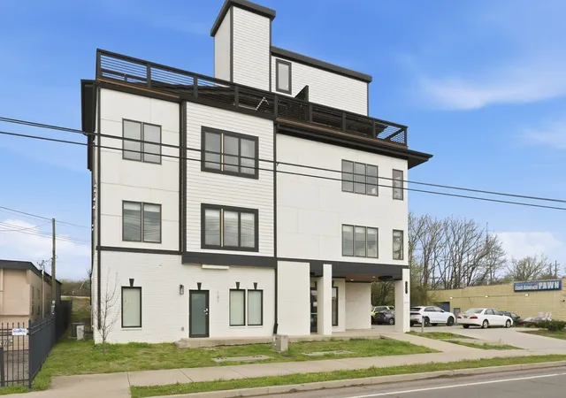 3rd image of 3303 Gallatin Pike #402, Nashville, TN 37216 | MLS# 3276757