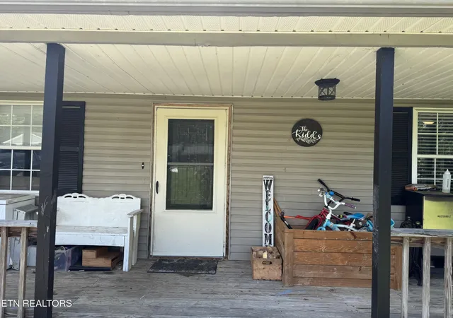 Photo 3 of Single family home for sale at 51 Rhododendron Cir, Crossville, TN 38555 | MLS# 3276755 | Listing updated on 2026-09-01