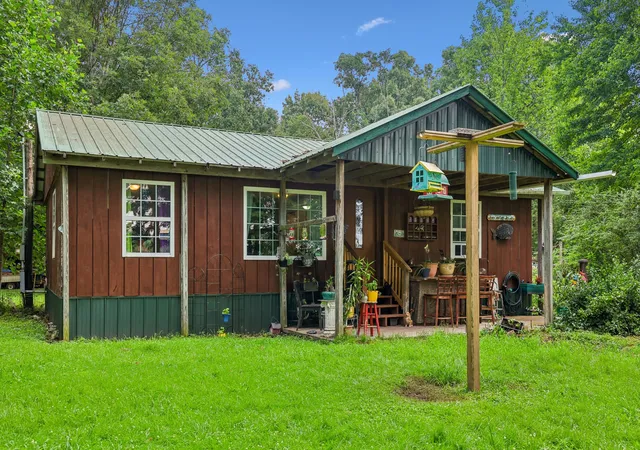 1st image of 346 Toy Denny Rd, Bradyville, TN 37026 | MLS# 3285972