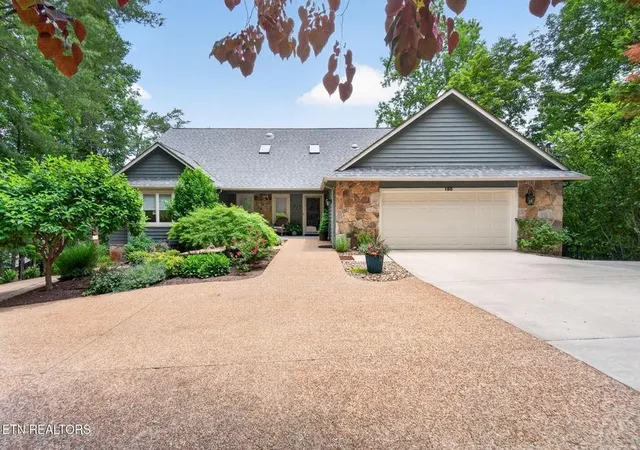 1st image of 150 Lynhurst Dr, Crossville, TN 38558 | MLS# 3276772