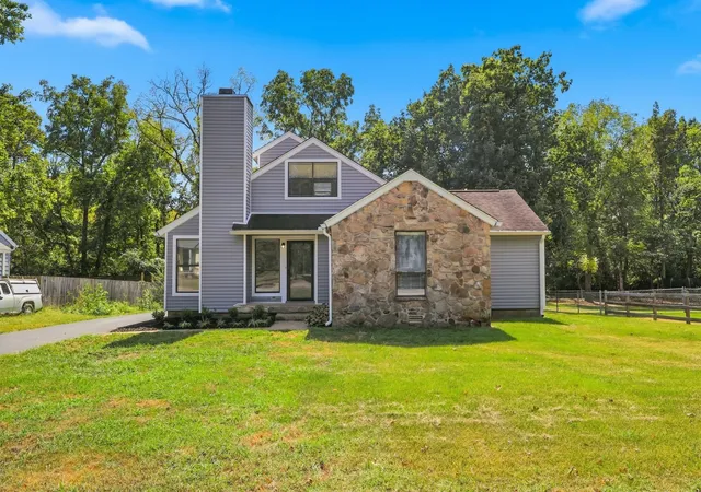 Photo 2 of Single family home for sale at 342 Sunrise Cir, Mount Juliet, TN 37122 | MLS# 3592814 | Listing updated on 2026-09-21