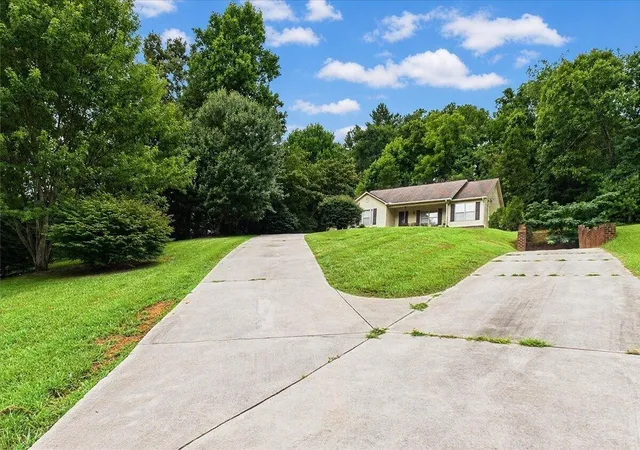3rd image of 2599 Kaley Dr, Talbott, TN 37877 | MLS# 3276767