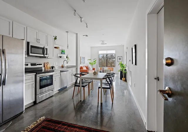 3rd image of 1900 12Th Ave S #212, Nashville, TN 37203 | MLS# 3297817