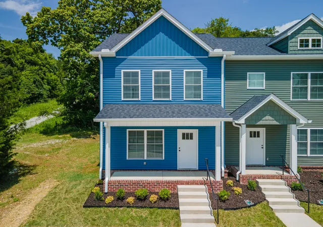 Photo 1 of Townhouse for sale at 822a W Madison St #A, Pulaski, TN 38478 | MLS# 3308951 | Listing updated on 2026-09-29