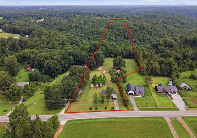 1st image of 1133 Summertown Hwy, Hohenwald, TN 38462 | MLS# 3316011