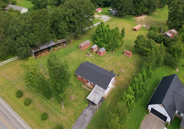 image of 1133 Summertown Hwy, Hohenwald, TN 38462 | MLS# 3316011