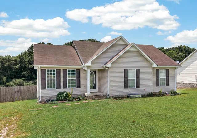 Homes for sale in Fayetteville, TN | 48 Ridgeline Dr, Fayetteville, TN 37334 | MLS# 3277646