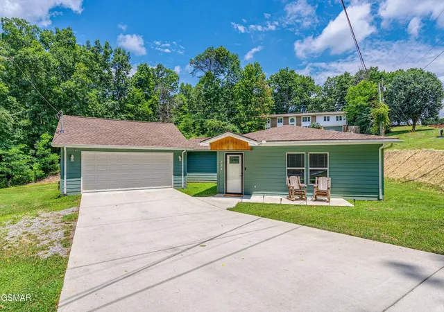 1st image of 524 Amarillo Dr, Seymour, TN 37865 | MLS# 3277244