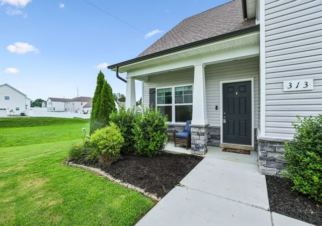 Photo 4 of Single family home for sale at 313 Durum St, Shelbyville, TN 37160 | MLS# 3279303 | Listing updated on 2026-08-27