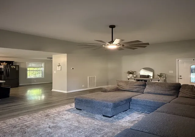 2nd image of 3828 Maliki Dr, Clarksville, TN 37042 | MLS# 3277687