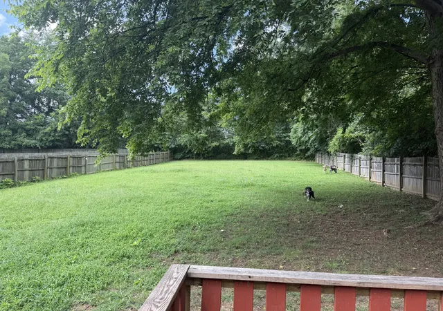 Photo 3 of Single family home for sale at 3828 Maliki Dr, Clarksville, TN 37042 | MLS# 3277687 | Listing updated on 2026-09-03