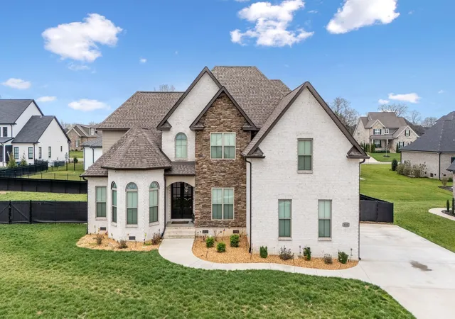 Photo 1 of Single family home for sale at 626 Reichert Ct, Murfreesboro, TN 37130 | MLS# 3298399 | Listing updated on 2026-08-01