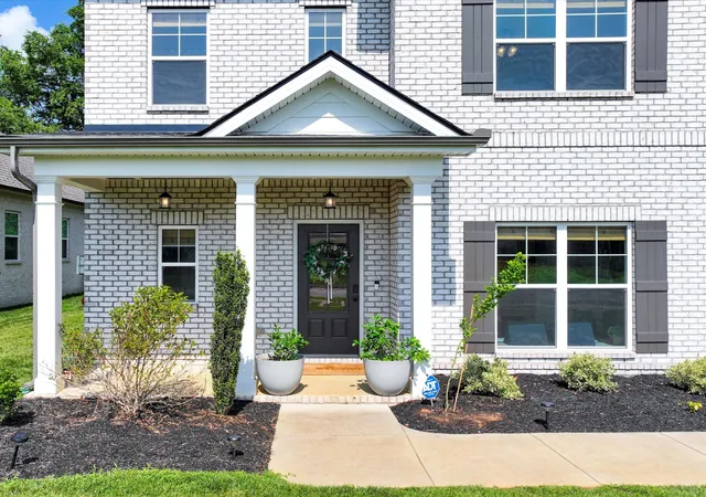 Photo 3 of Single family home for sale at 1107 Owen Layne Dr, Murfreesboro, TN 37129 | MLS# 3285692 | Listing updated on 2026-10-07
