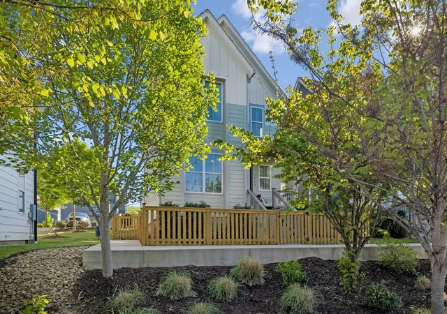 Photo 1 of Single family home for sale at 5829 Leslie Ave, Nashville, TN 37209 | MLS# 3281403 | Listing updated on 2026-08-20